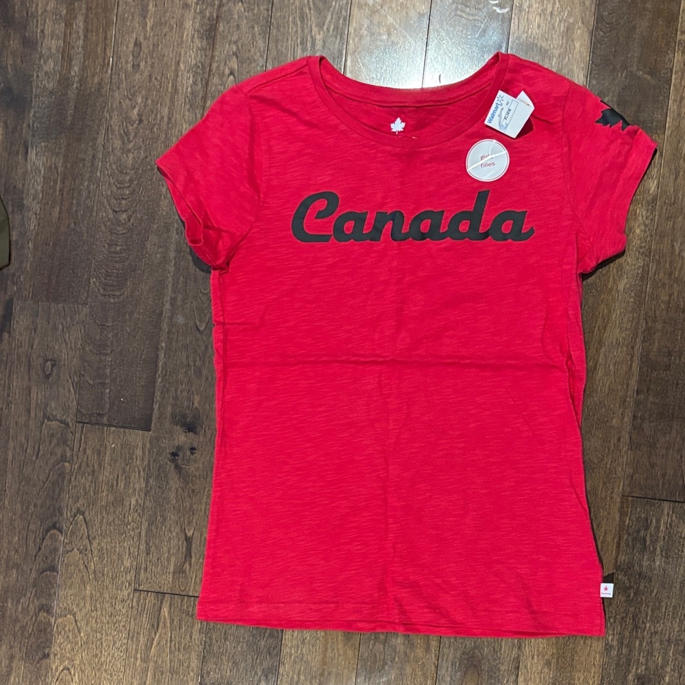 Canadiana 100% Cotton Red Kids T-Shirt Size XL NWT